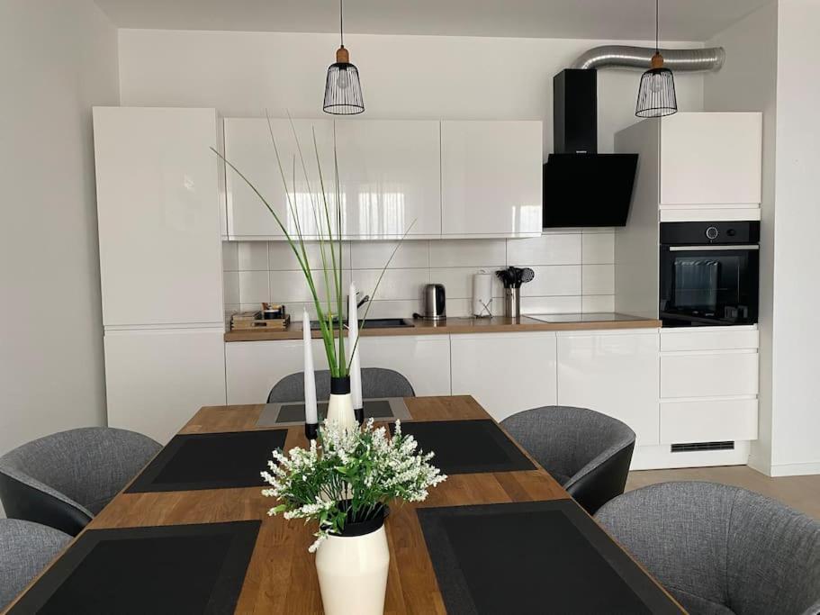 New Modern Apt Near Old Town - Private Parking 자다르 외부 사진