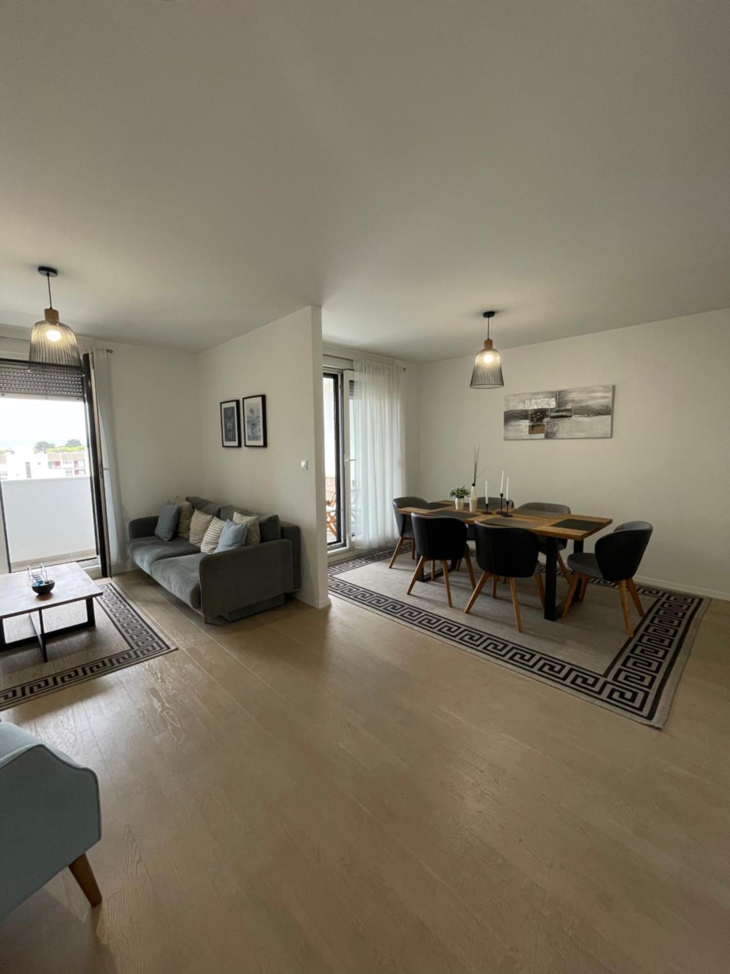 New Modern Apt Near Old Town - Private Parking 자다르 외부 사진