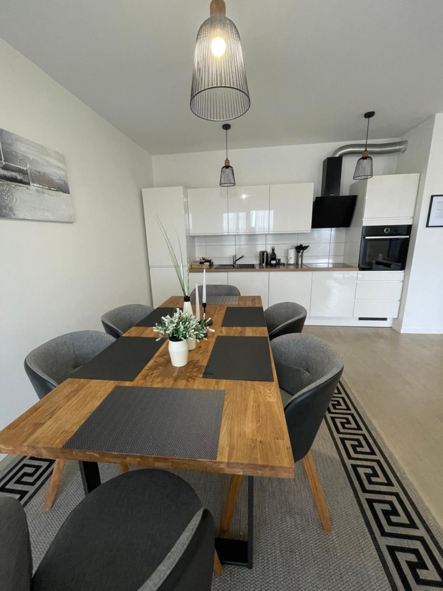 New Modern Apt Near Old Town - Private Parking 자다르 외부 사진